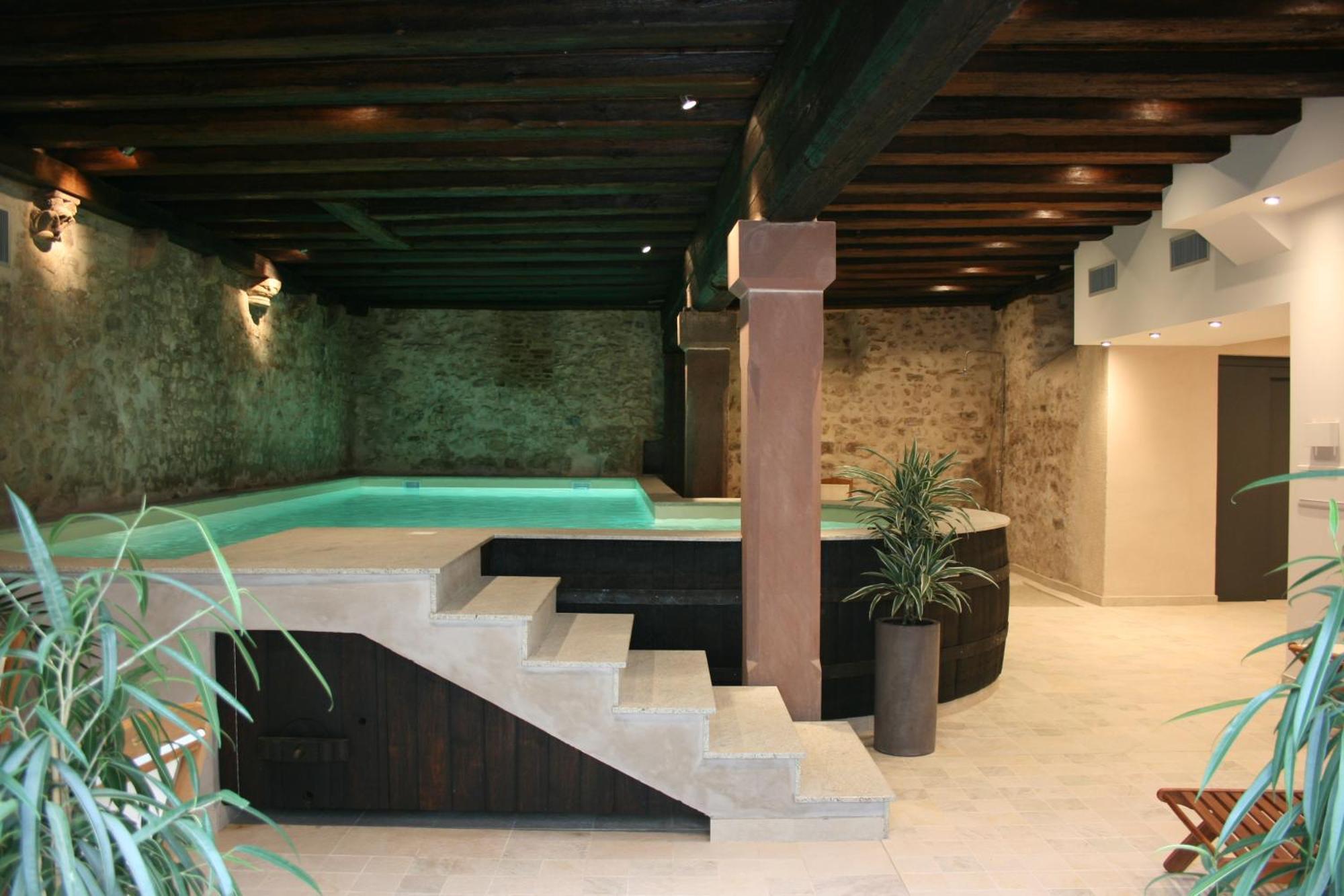 La Cour Du Bailli Suites & Spa Bergheim Exterior photo