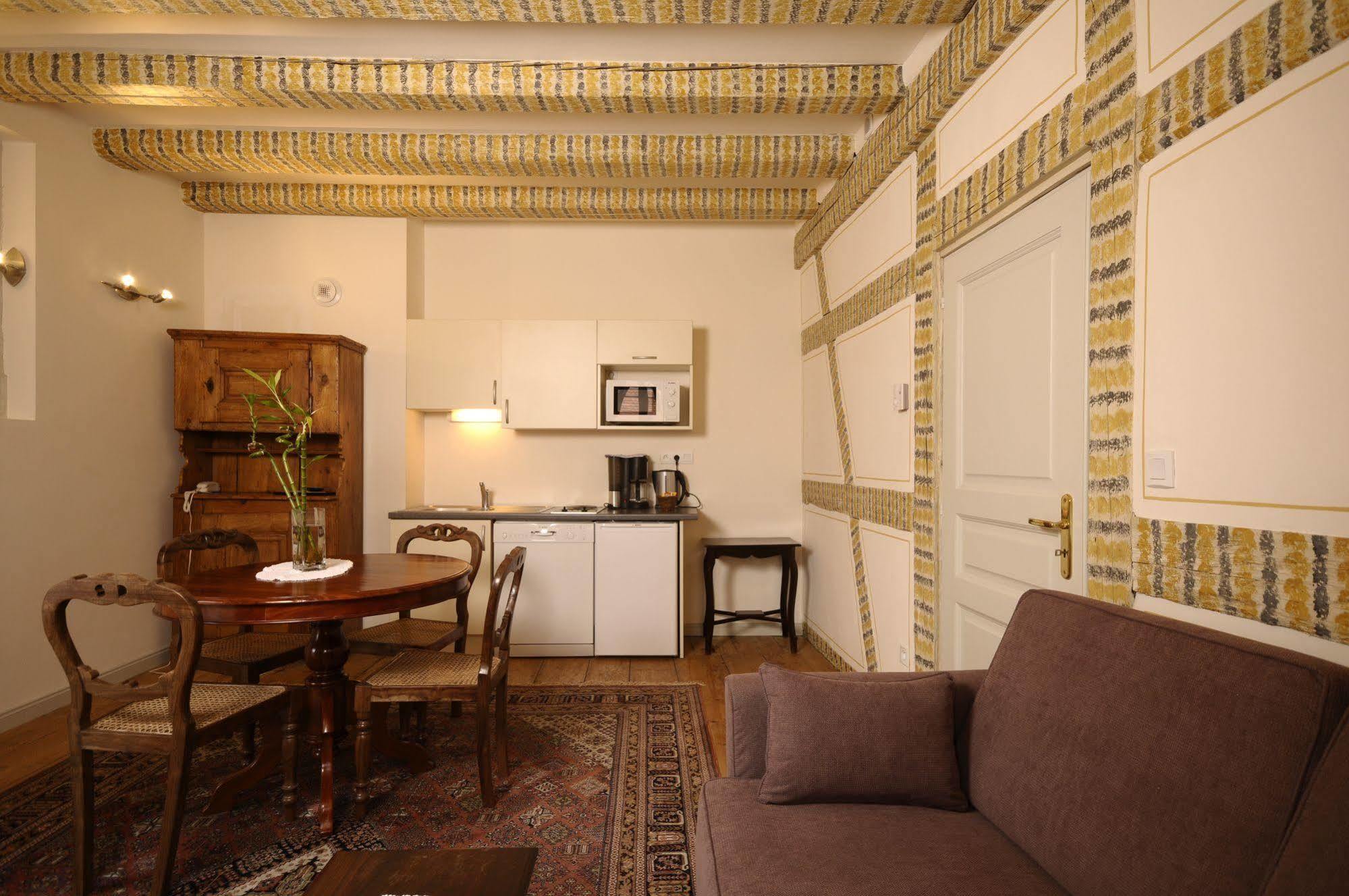 La Cour Du Bailli Suites & Spa Bergheim Exterior photo