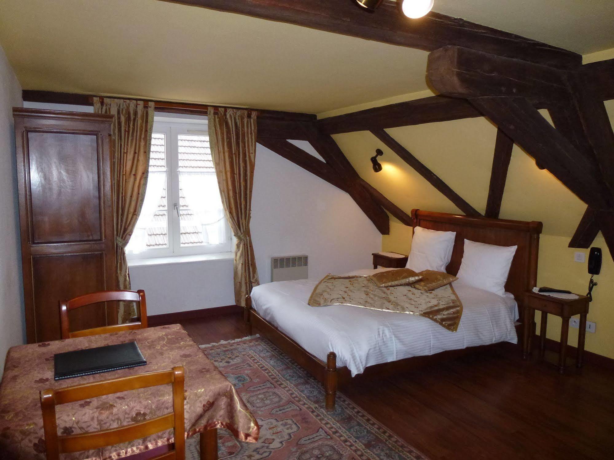 La Cour Du Bailli Suites & Spa Bergheim Exterior photo