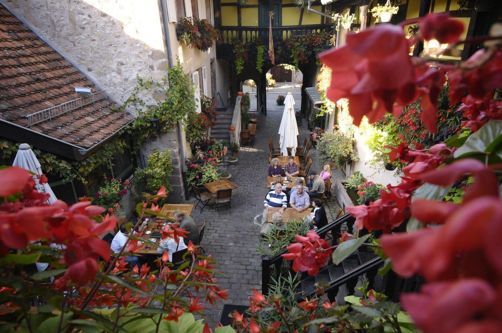 La Cour Du Bailli Suites & Spa Bergheim Exterior photo