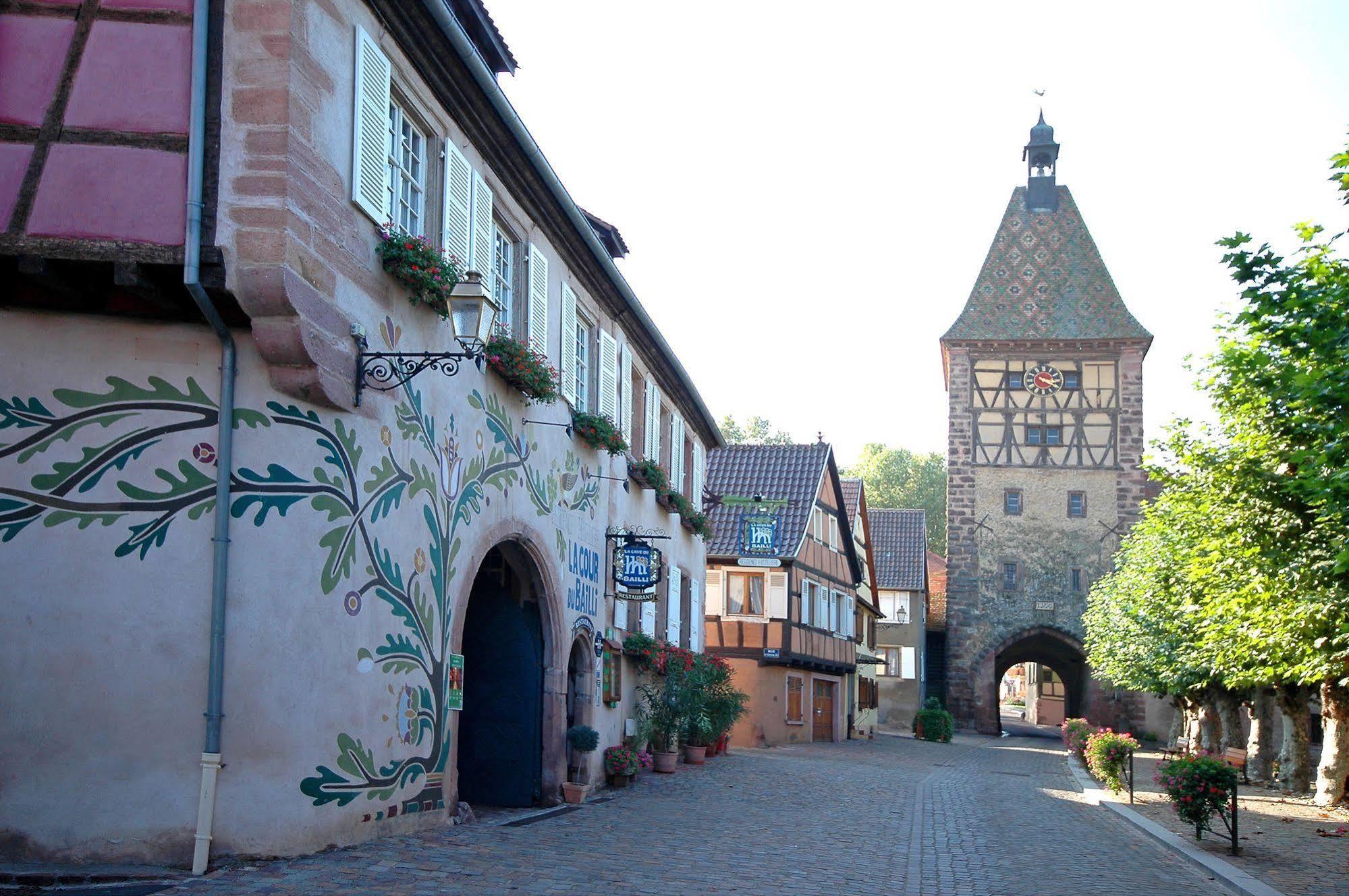 La Cour Du Bailli Suites & Spa Bergheim Exterior photo