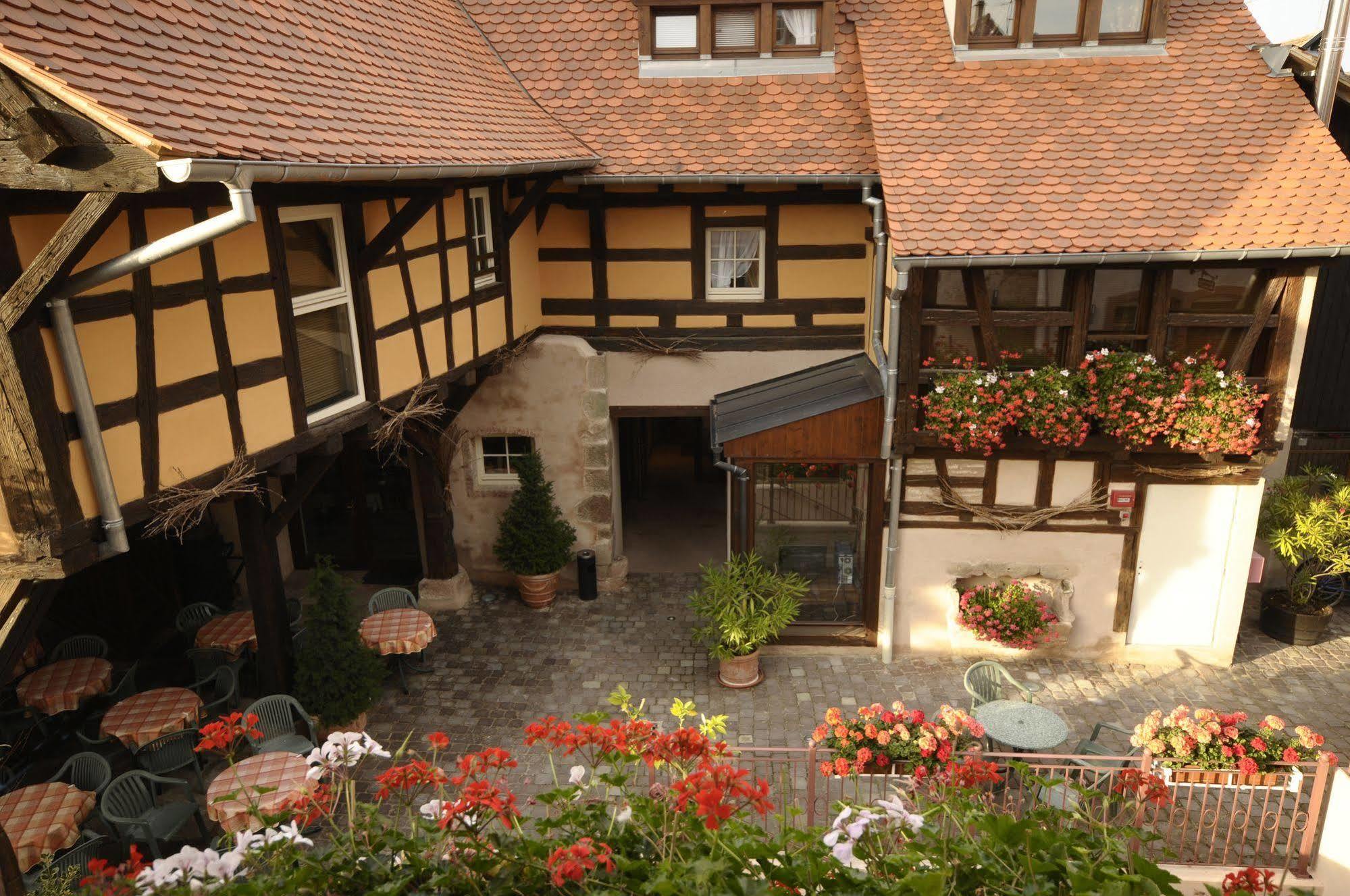 La Cour Du Bailli Suites & Spa Bergheim Exterior photo